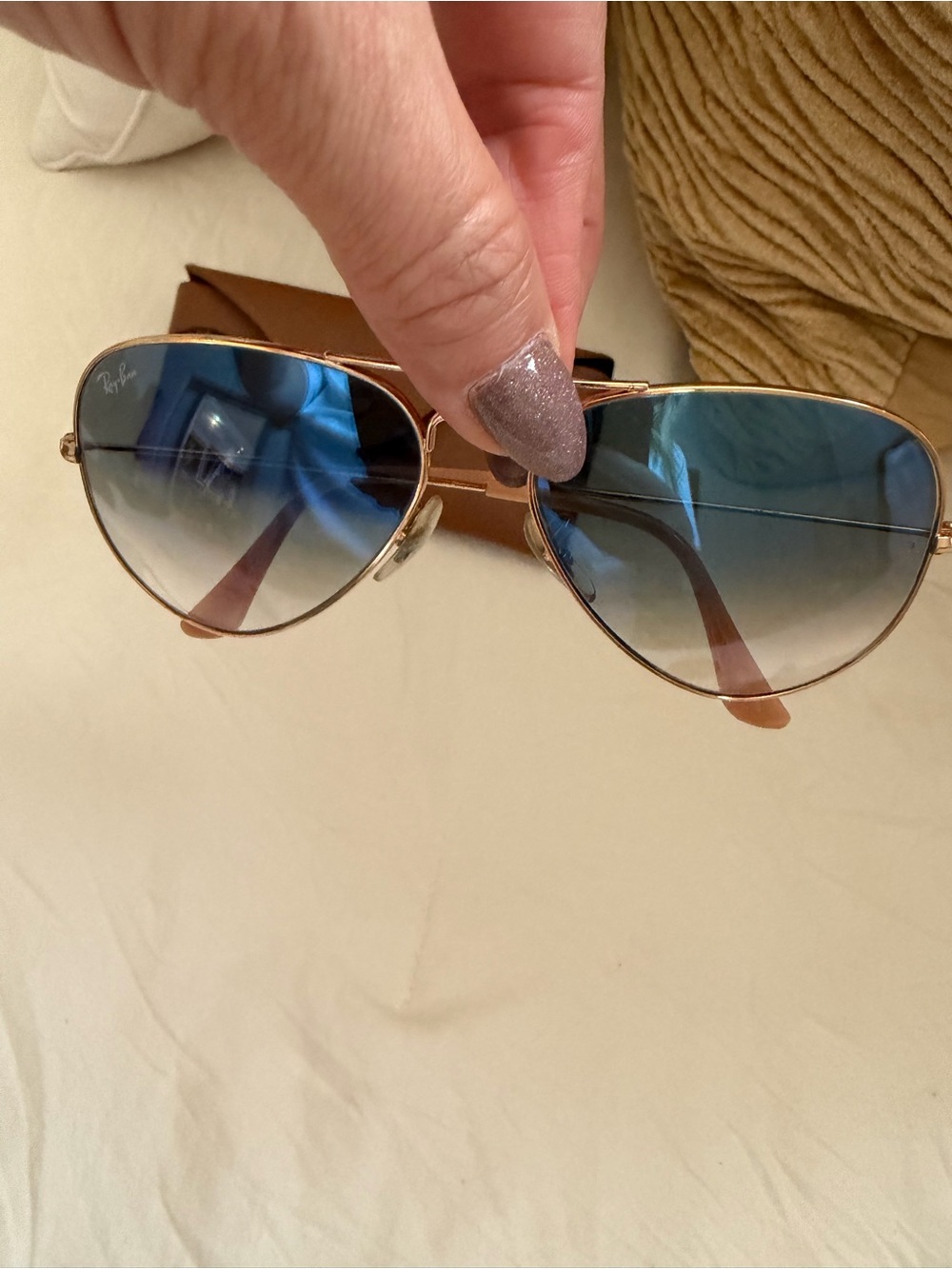 Ray-Ban Aviator Sunglasses Blue Gradient Lenses - Picture 2 of 5